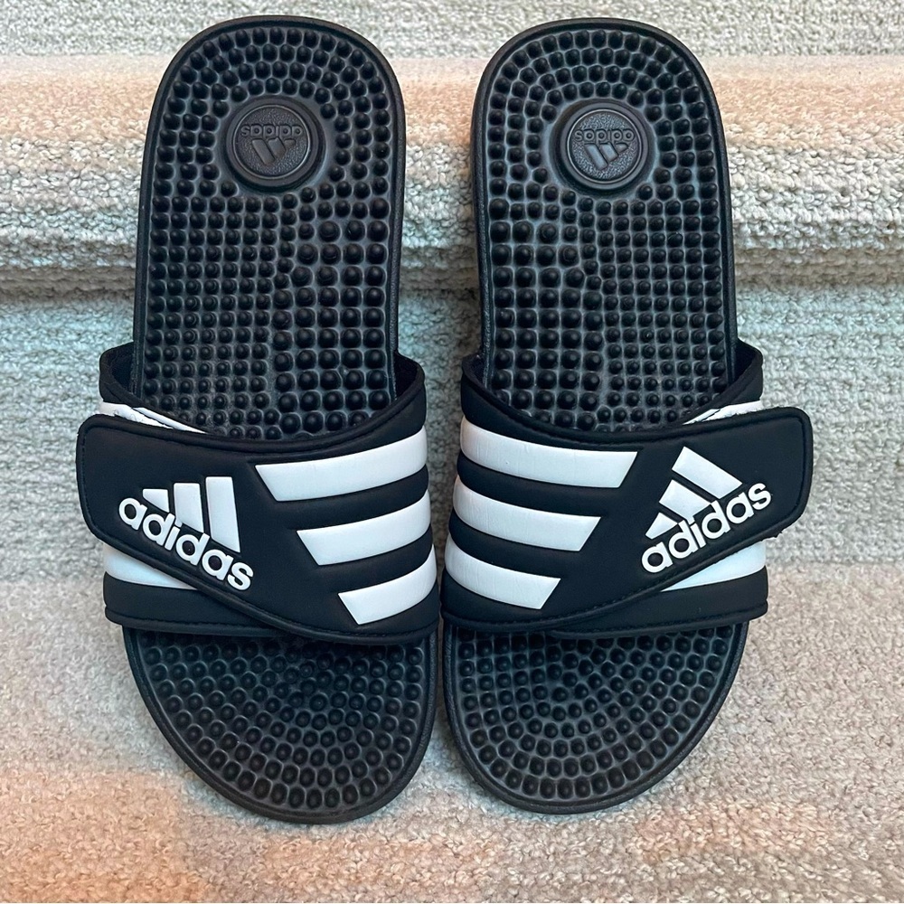 Adidas Adissage Women’s Black White Slides Massage Post Workout Sandals Athletic
